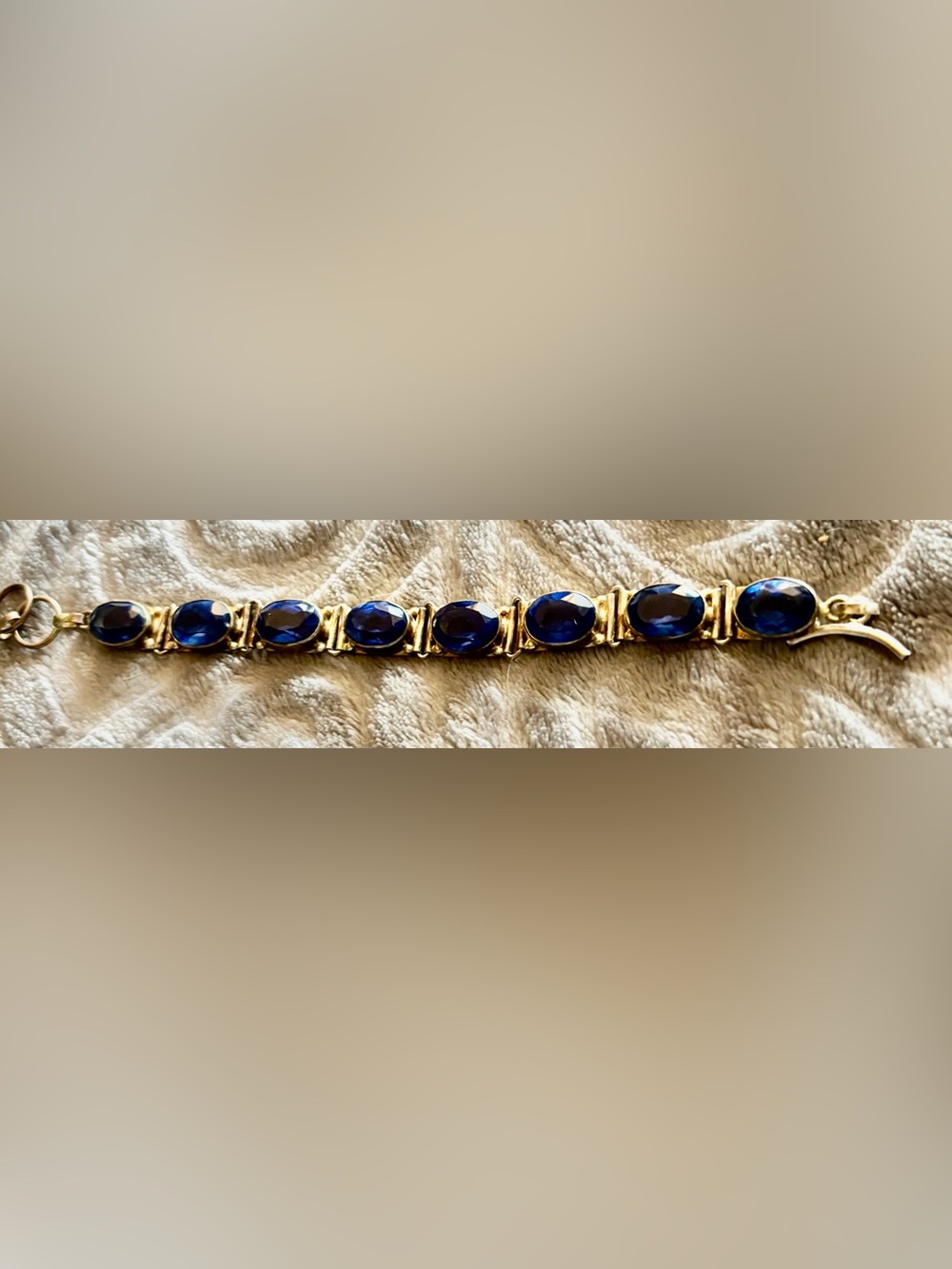 Source Unknown Sterling Silver Bracelet with Royal Blue Oval Stones